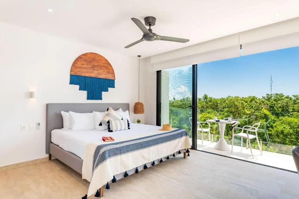 Central Park Lagunas Tulum Apartment